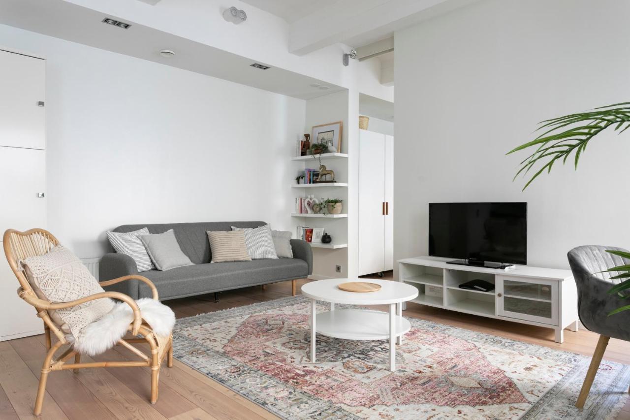 2Ndhomes Loft Apartment With Spa & Balcony By The White Church Helsinki Kültér fotó
