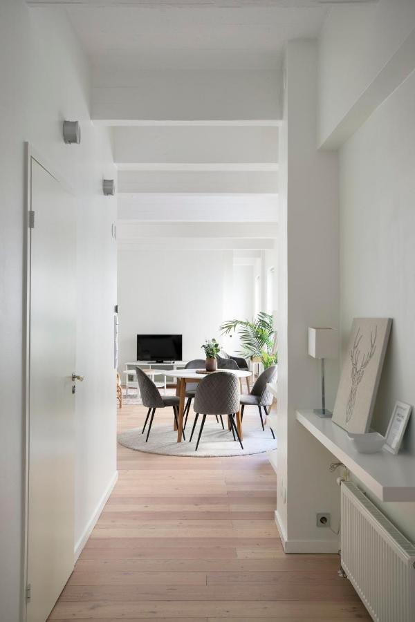 2Ndhomes Loft Apartment With Spa & Balcony By The White Church Helsinki Kültér fotó